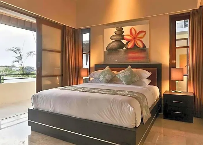 Tryphena 3 Bedroom Private Pool Zn37 バリ島