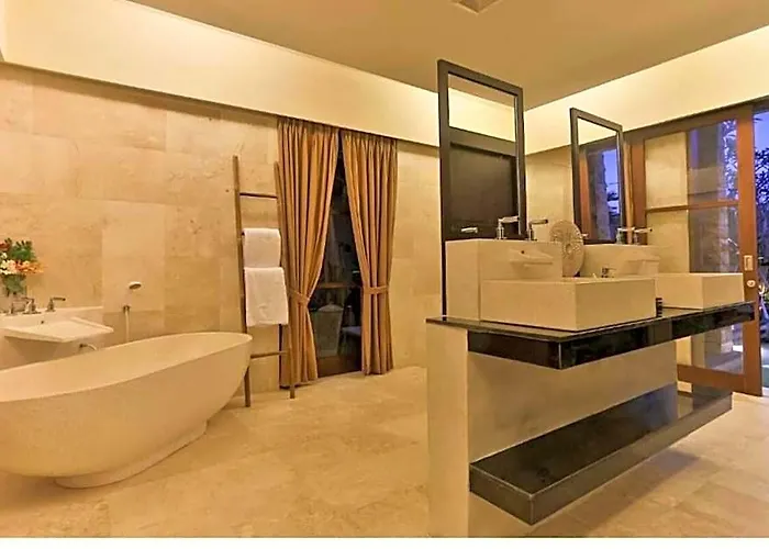 Tryphena 3 Bedroom Private Pool Zn37 ホテル バリ島