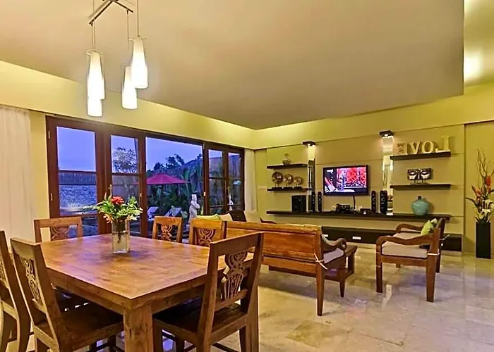 Tryphena 3 Bedroom Private Pool Zn37 バリ島