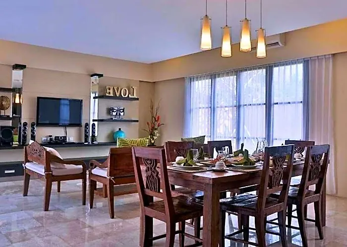 Tryphena 3 Bedroom Private Pool Zn37 ホテル